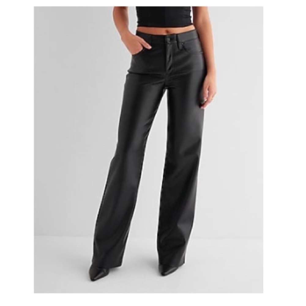 NWT black Express faux leather high waisted straight leg pants size 2